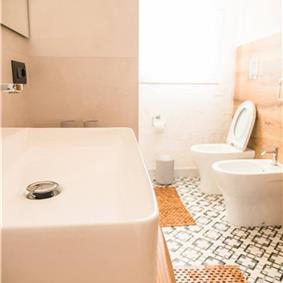 2 bedroom villa with infinity pool, near Alcamo, sleeps 4-5